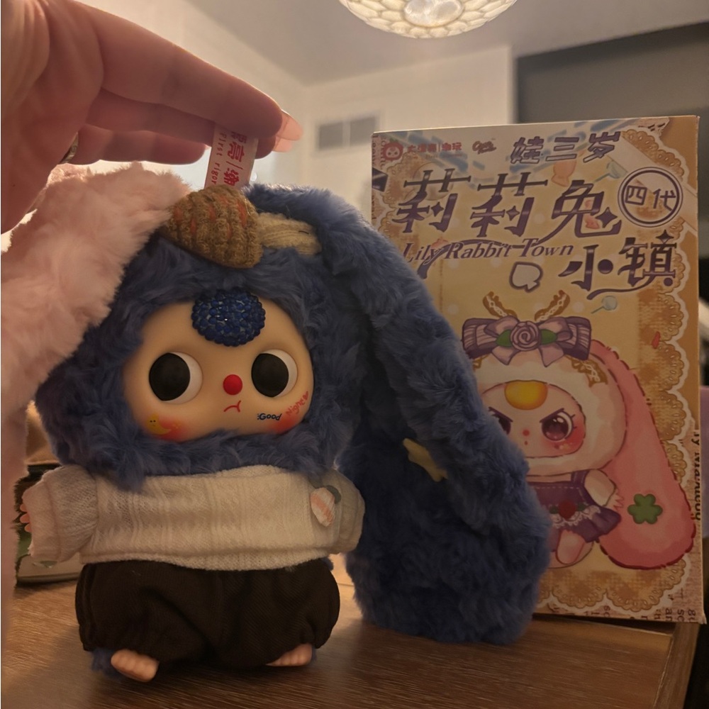 Baby Three Lily Rabbit-Town V4